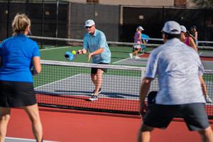pickleball-at-superstition-mountain